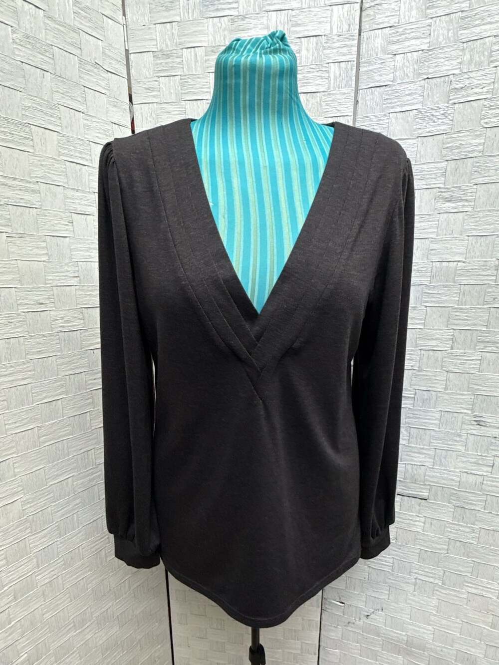 Zaayo V-Neck Long Sleeve Blouse Size M Dark Gray